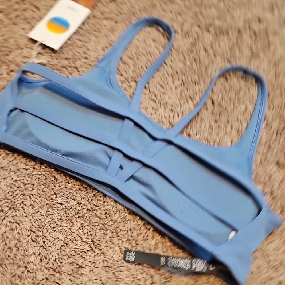Vuori Yosemite Sports Bra - Isle Blue - Picture 9 of 10